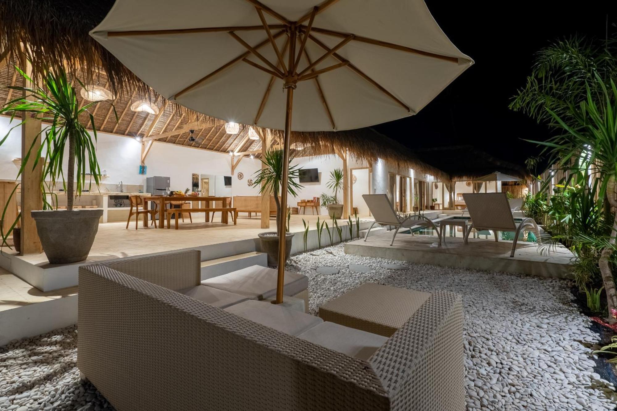 Villa Kelapa Kucing Гили Еър Екстериор снимка